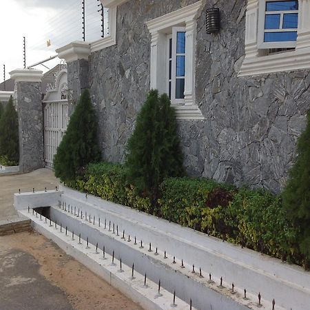 Blue View Hotel And Apartments Абуджа Екстериор снимка