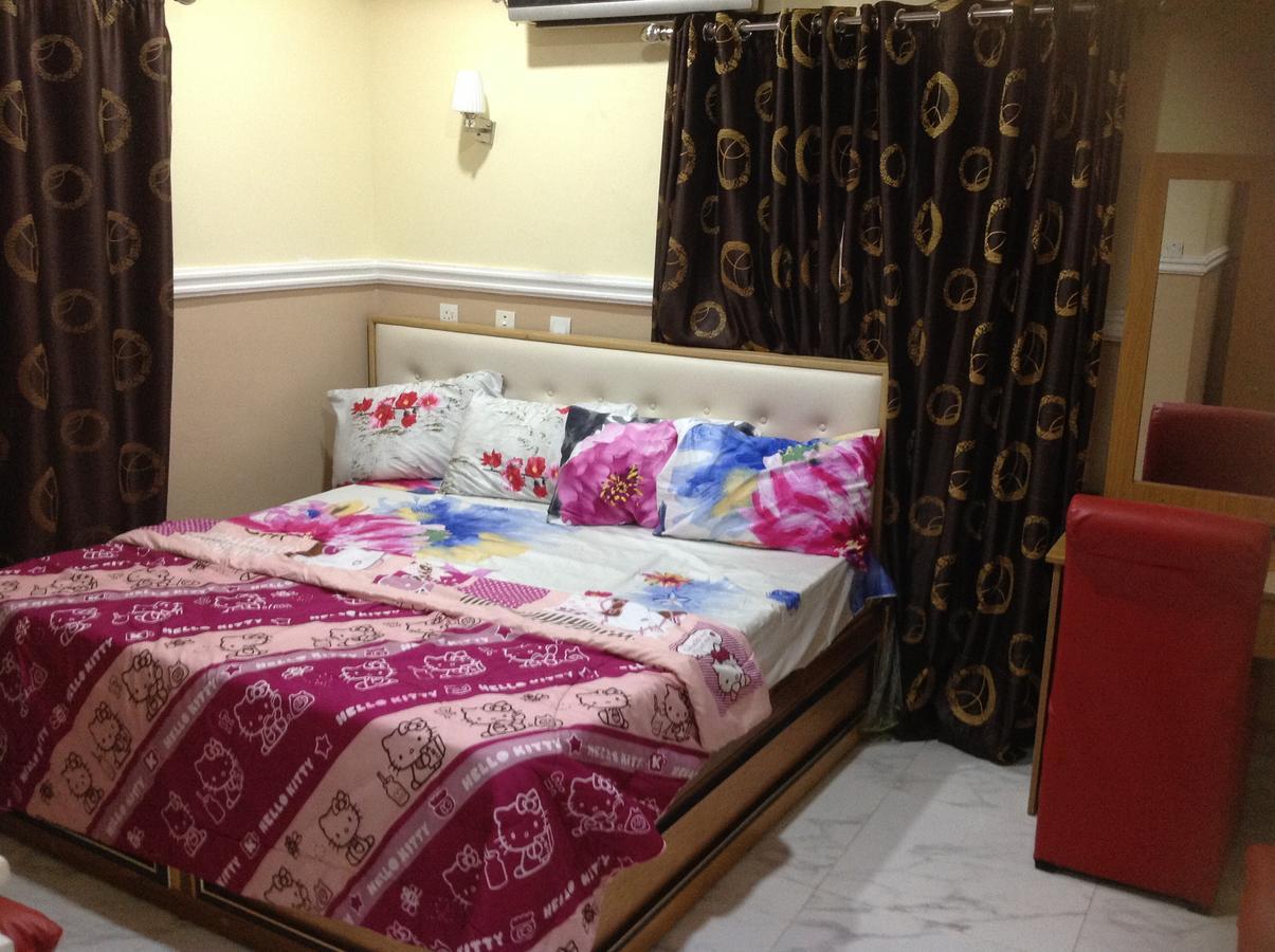 Blue View Hotel And Apartments Абуджа Екстериор снимка
